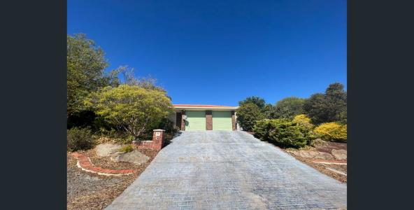 11 Parry Crescent, Redwood Park, SA 5097, Australia