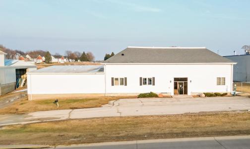 2221 SW 4th Street, Waverly, Iowa 50677, USA