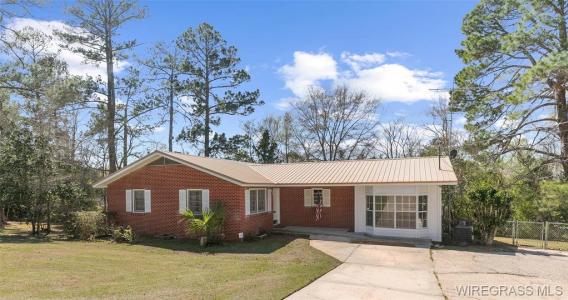 262 Rosemary Lane, Ozark, Alabama 36360, USA