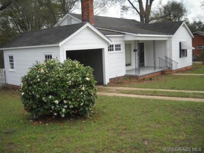 275 White Ave, Ozark, Alabama 36360, USA