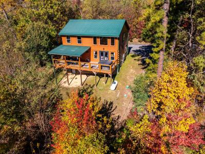 1032 Twin Oaks Rd, Gatlinburg, Tennessee 37738, USA