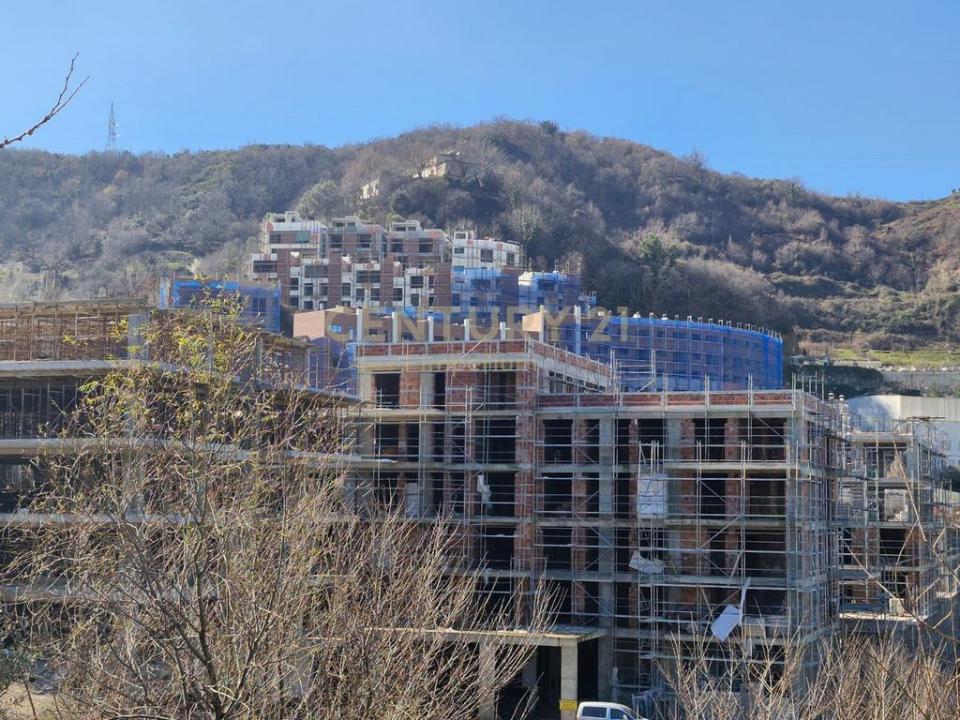 Kodra e Diellit Residence, Tirana, Albânia