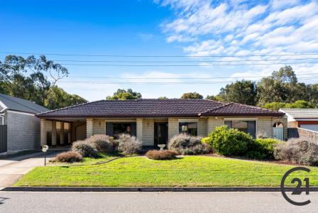 36 Greenfield Crescent, West Lakes Shore, SA 5020, Australia
