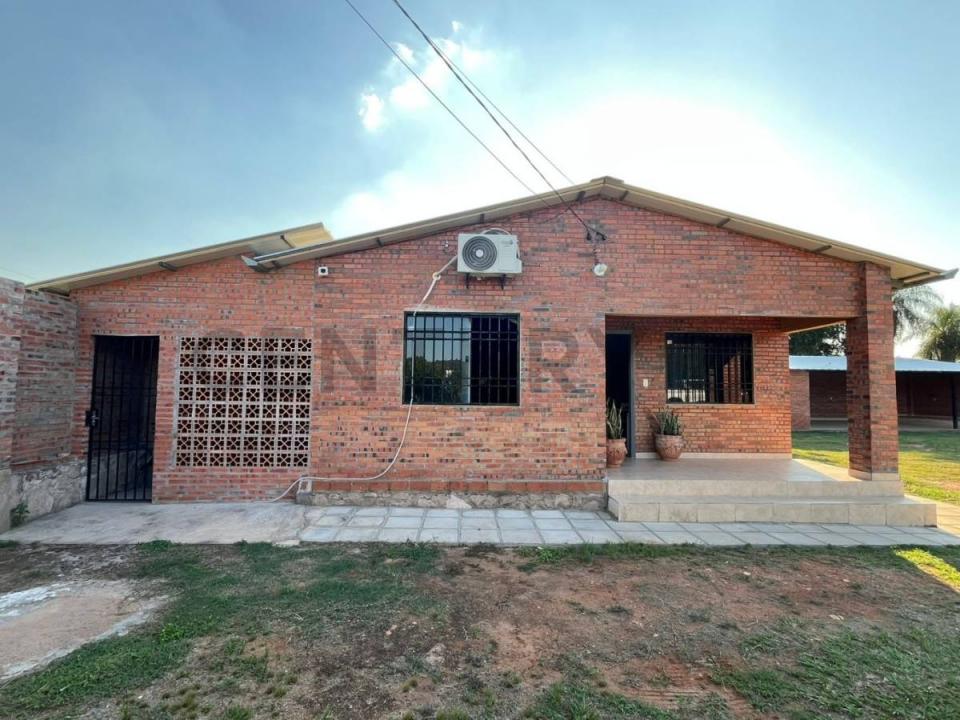 calle 18, calle 13 , Ypacaraí, Central 00001, Le Paraguay