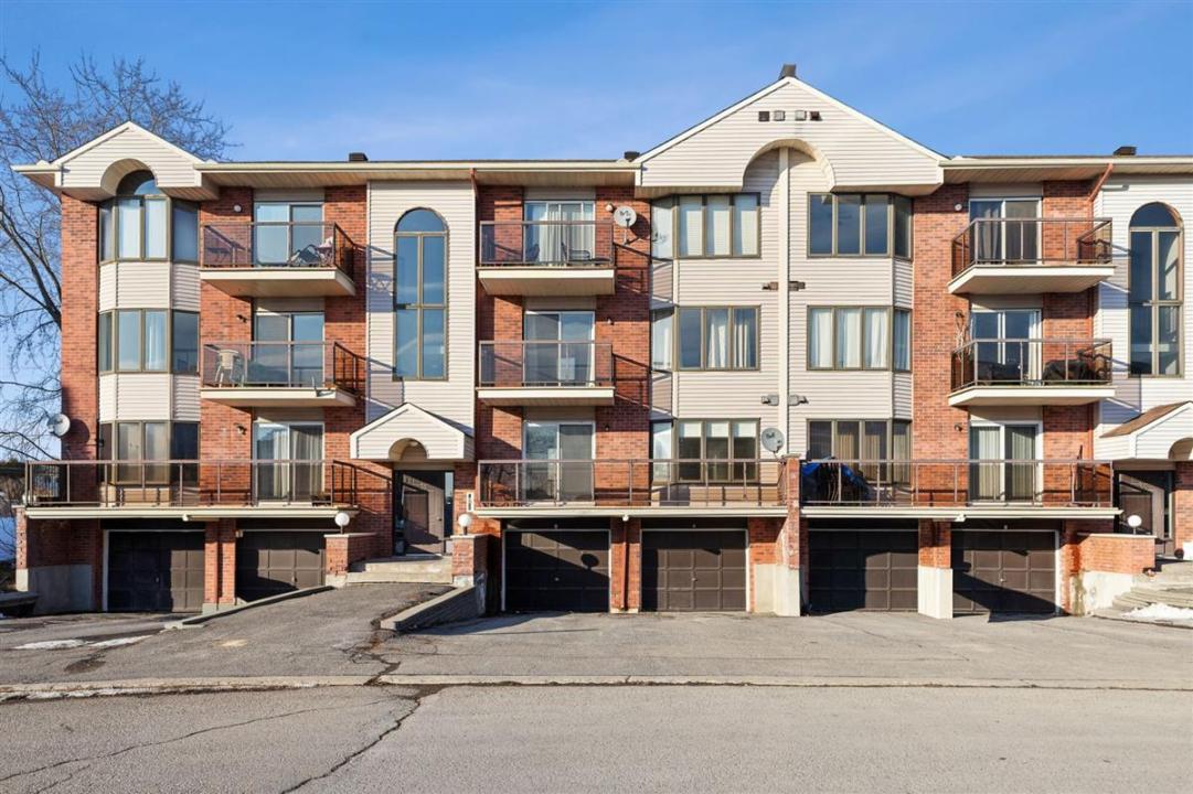 31 Rue de Grondines, Gatineau (Gatineau), Québec J8V 1Z3, Canada