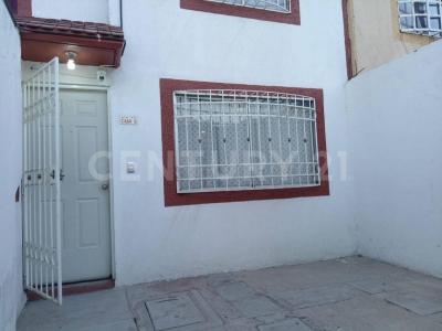 Avenida José Maria Morelos y Pavon manzana 43 lote 25 vivienda B,, Ecatepec De Morelos, Estado De México 55070, Mexiko