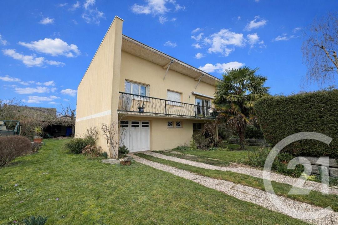 Pontault Combault, Isla De Francia 77340, Francia