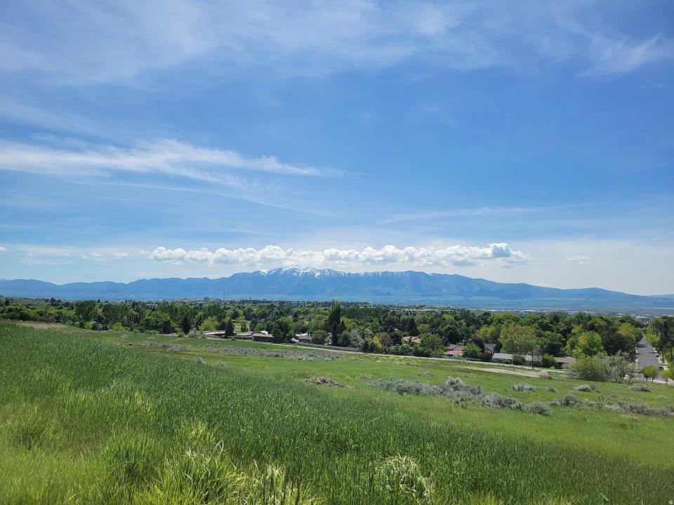 1475 N Aspen Drive #16, Logan, Utah 84341, États-Unis