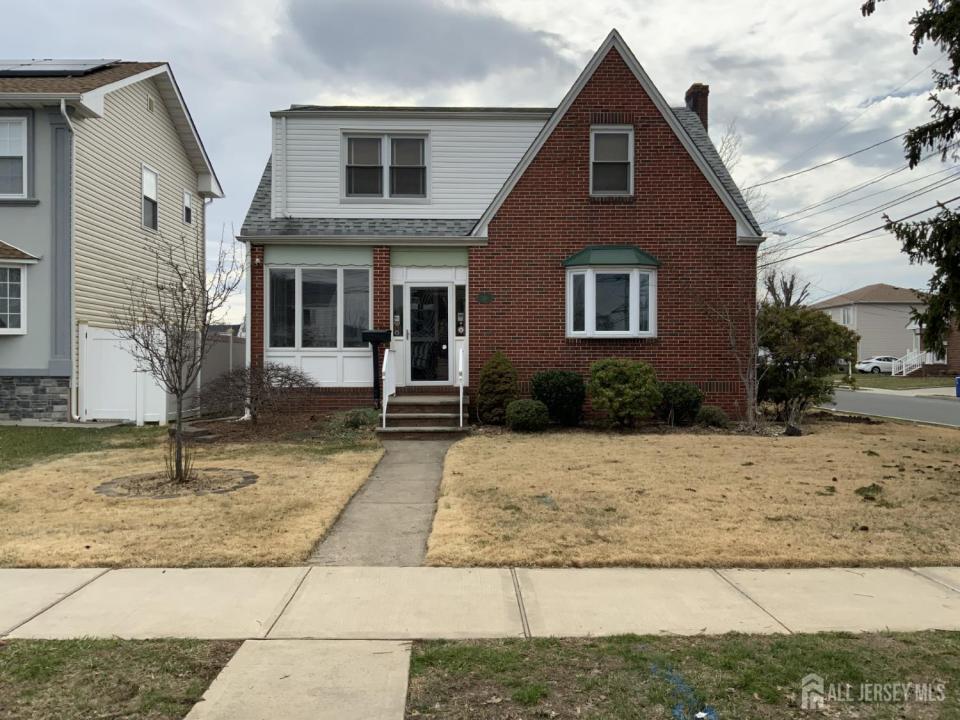 151 Carteret Ave, Carteret, 紐澤西州 07008, 美國