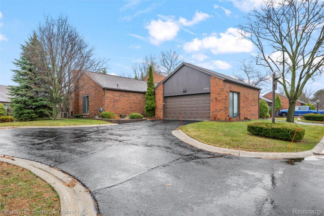 3118 Lindenwood Drive, Dearborn, Michigan 48120, Estados Unidos