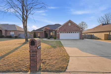 1535 Blustery Way, Conway, Arkansas 72034, USA