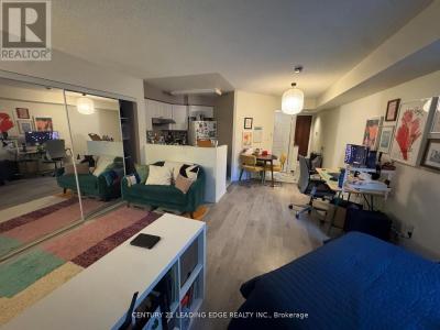 28 PEMBERTON AVENUE, Toronto (newtonbrook East), Ontario M2M 4L1, Canada