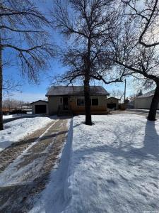 1082 113TH STREET, North Battleford, ساسكاتشوان S9A 2M1, كندا 