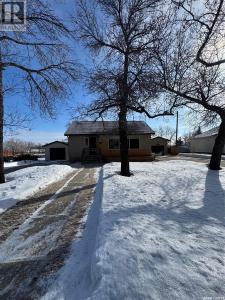 1082 113TH STREET, North Battleford, ساسكاتشوان S9A 2M1, كندا 