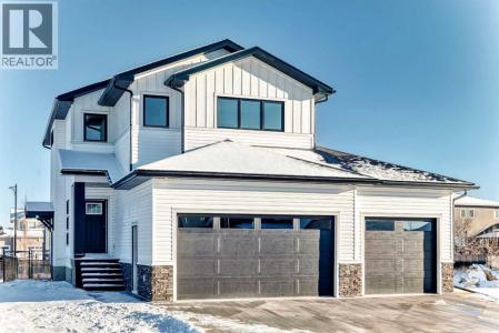 27 WILLIAMS AVENUE, Olds, Alberta T4H 0G1, Kanada