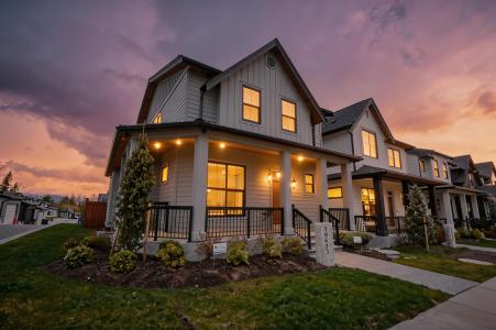 19623 76A AVENUE, Langley, British Columbia V2Y 3V3, Canada