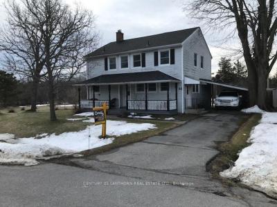 32 ORTONA CIRCLE N, Prince Edward County, Ontario K0K 2T0, Canada