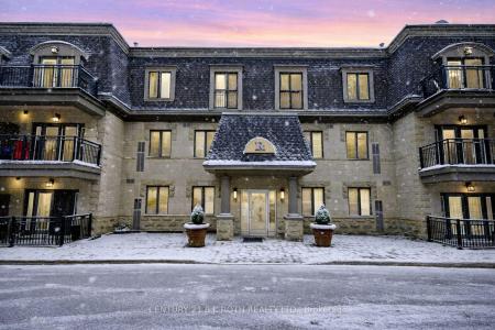 200 COLLIER STREET, Barrie, Ontario L4M 1H7, Kanada