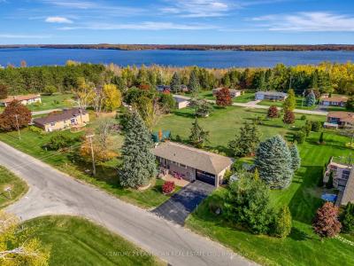 456 OLD SURREY LANE, Kawartha Lakes, Ontario K0M 1A0, Canada