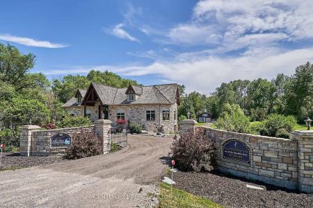 2733 TAUNTON ROAD, Clarington, Ontario L1C 7B1, Canada