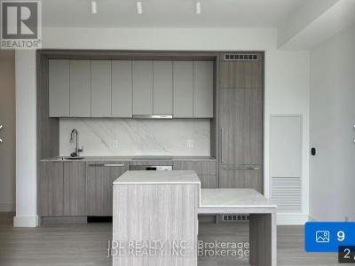 6 GREENBRIAR RD ROAD, Toronto (bayview Village), Ontario M2K 0H6, Canada