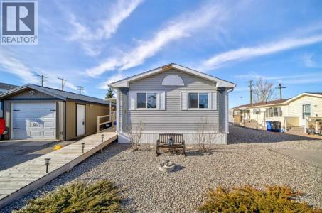 8 PALOMINO ROAD, Fort Macleod, Alberta T0L 0Z0, Canadá