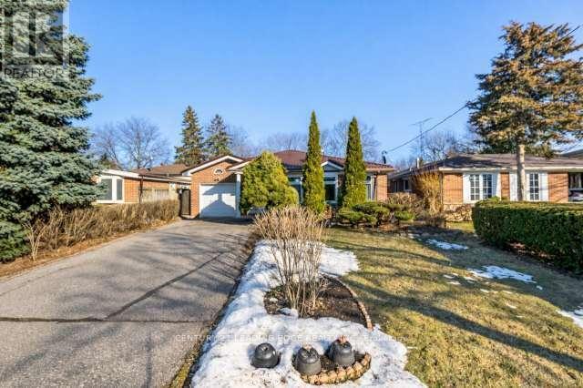 39 DEERFORD ROAD, Toronto (don Valley Village), Ontario M2J 3H9, Canada