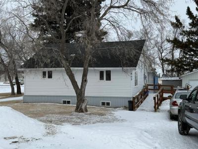 805 BROADWAY STREET, Cartwright, Manitoba R0K 0L0, Canada