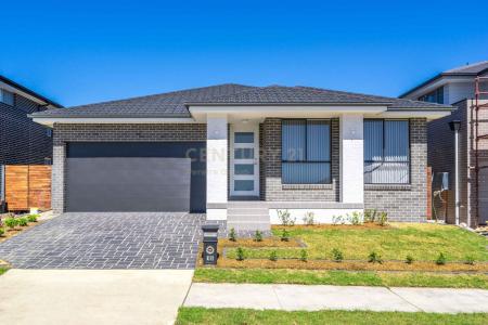 10 Walker Street, Oran Park, NSW 2570, Australia