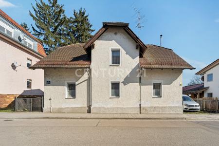 Regensburg, Bayern 93059, Germany