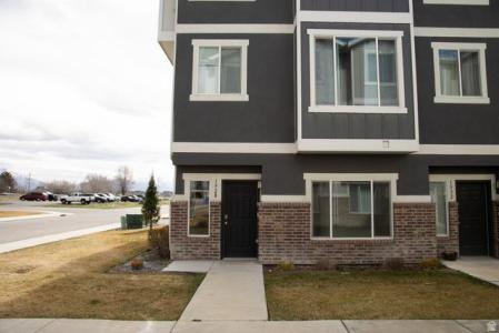 1928 S 1030 W, Orem, Utah 84058, USA