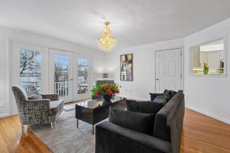 145 West 1st St, Bayonne, NJ 07002-0000, USA