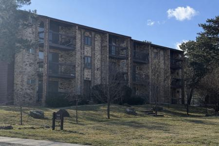 15834 Orlan Brook Drive , 3W, Orland Park, Illinois 60462, USA