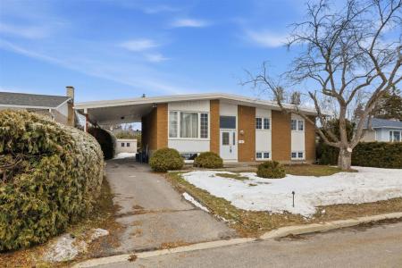 19 Rue de Reims, Gatineau (Gatineau), Quebec J8T 1J9, Kanada