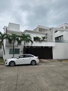 Cerrada El Cedro Lote 13-B, manzana 5,, Villahermosa Centro, 타바스코 86039, 멕시코