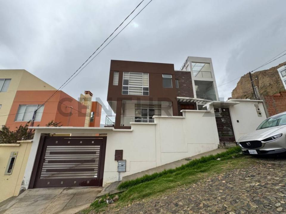 Z. Alto Calacoto, Sector Raul Patiño, , Alto Calacoto, La Paz 00001, ボリビア