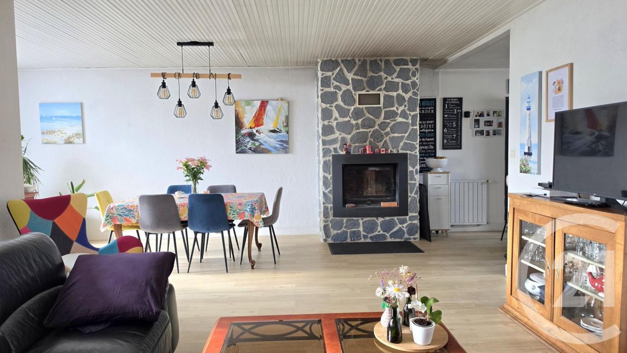 Vaire, País Do Loire 85150, França