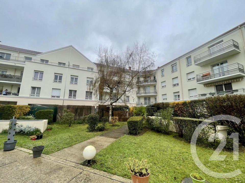 Neuilly Sur Marne, Île-de-France 93330, France