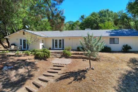 39406 John West Road, Oakhurst, California 93644, Stati Uniti