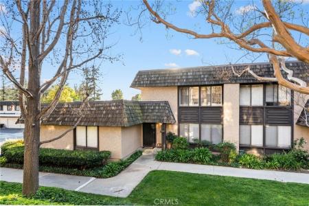 694 Rosewood Lane, San Dimas, كاليفورنيا 91773, الولايات المتحدة