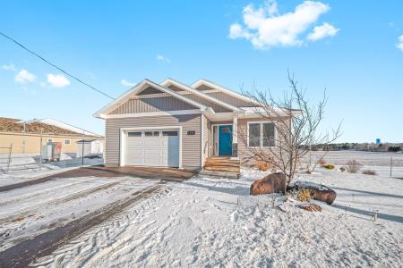 275 GREENWOOD DRIVE, Summerside, 프린스에드워드아일랜드주 C1N 6E3, 캐나다