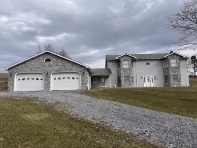 2149 Dutch Road, Loretto, Pennsylvania 15940, USA