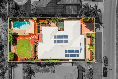 235 Endeavour Drive, Banksia Beach, QLD 4507, Australia