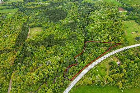 3898  Route 148, Pontiac, Quebec J0X 2G0, Canada