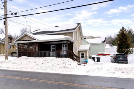 1887  Rue Principale, Pohénégamook, كيبيك G0L 1J0, كندا 