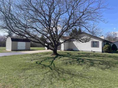 587 E Markle Rd, Huntington, Indiana 46750, USA