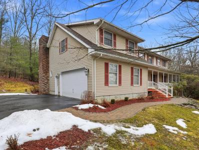 534 Queen Esther Dr, Sayre, Pennsylvania 18840, USA