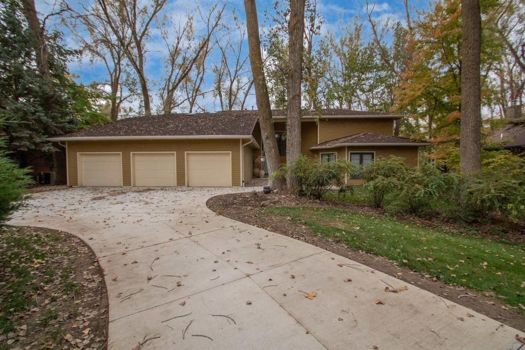 652 E Sawgrass Trail, Dakota Dunes, South Dakota 57049, Stati Uniti