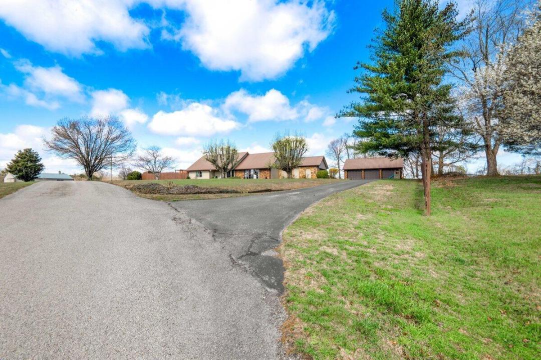 128 County Farm Road, Londra, Kentucky 40741, Stati Uniti