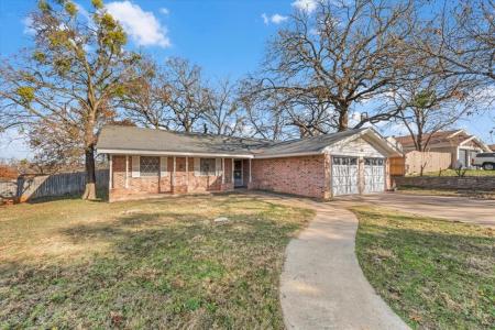 601 State Street, Weatherford, Texas 76086, USA